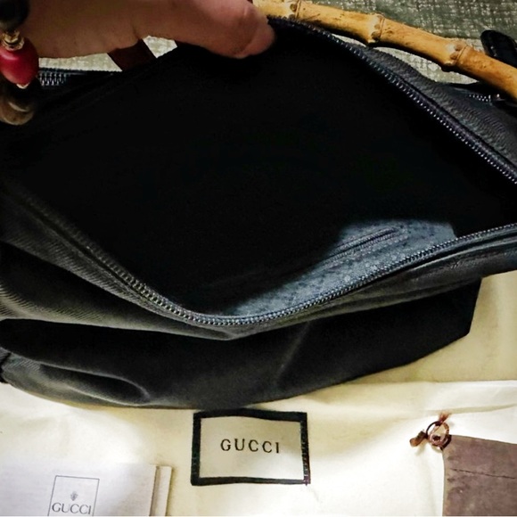 Vintage Gucci soho shoulder bag Black Bag with Bamboo Accent - Picture 13 of 17